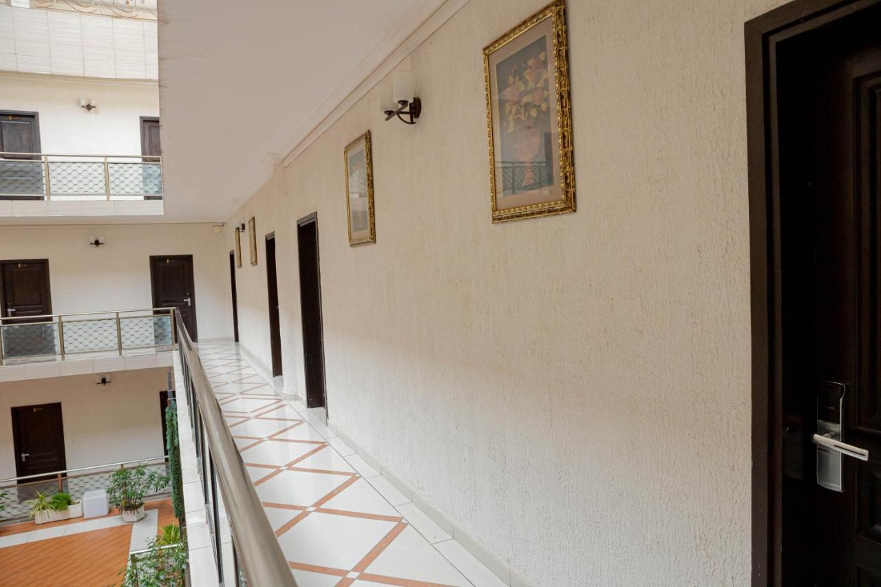 Hotel Hibiscus Louis Libreville Exteriér fotografie