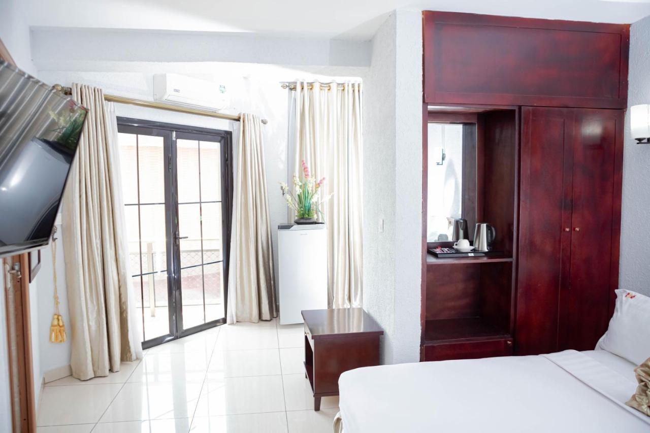 Hotel Hibiscus Louis Libreville Exteriér fotografie