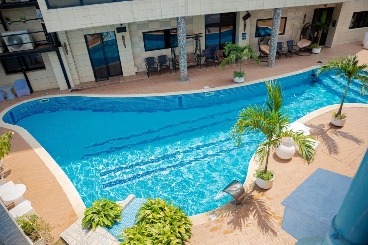 Hotel Hibiscus Louis Libreville Exteriér fotografie