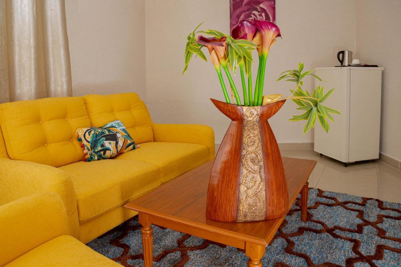 Hotel Hibiscus Louis Libreville Exteriér fotografie