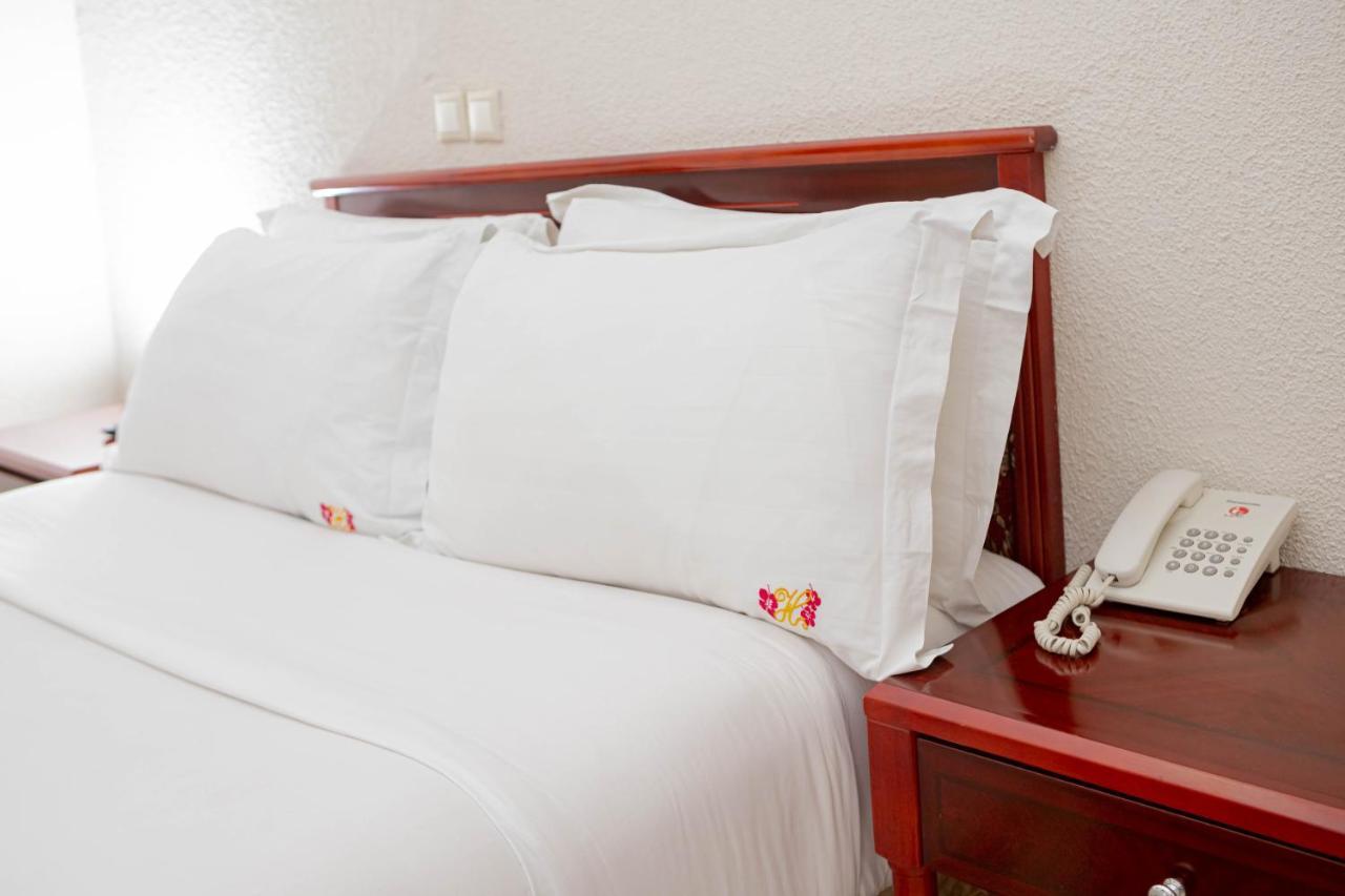 Hotel Hibiscus Louis Libreville Exteriér fotografie